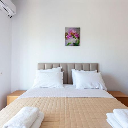 Zacharias Apartments Himare Eksteriør bilde