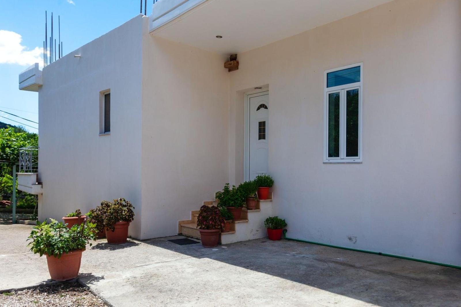 Zacharias Apartments Himare Eksteriør bilde