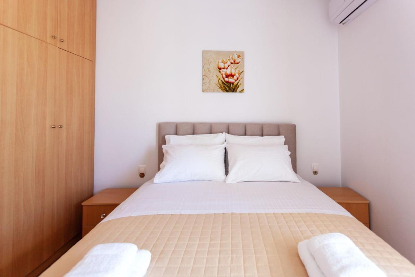 Zacharias Apartments Himare Eksteriør bilde
