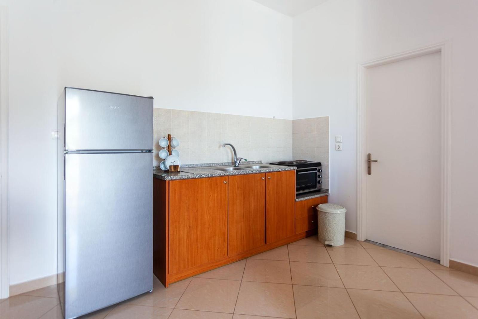 Zacharias Apartments Himare Eksteriør bilde