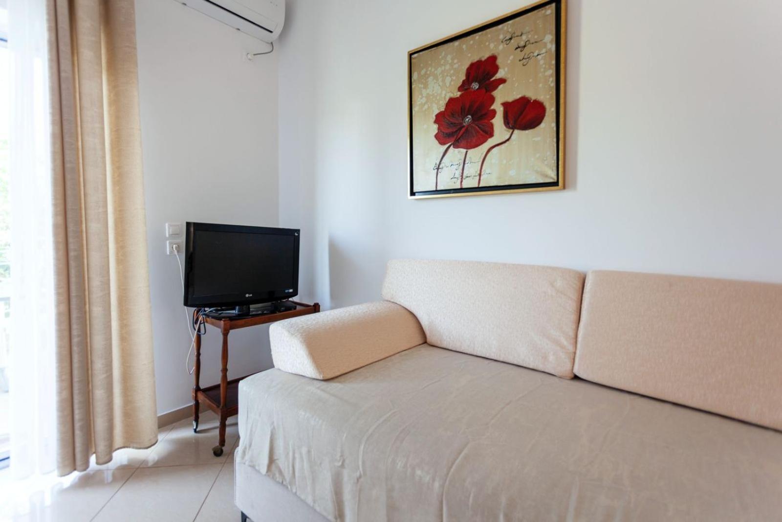 Zacharias Apartments Himare Eksteriør bilde