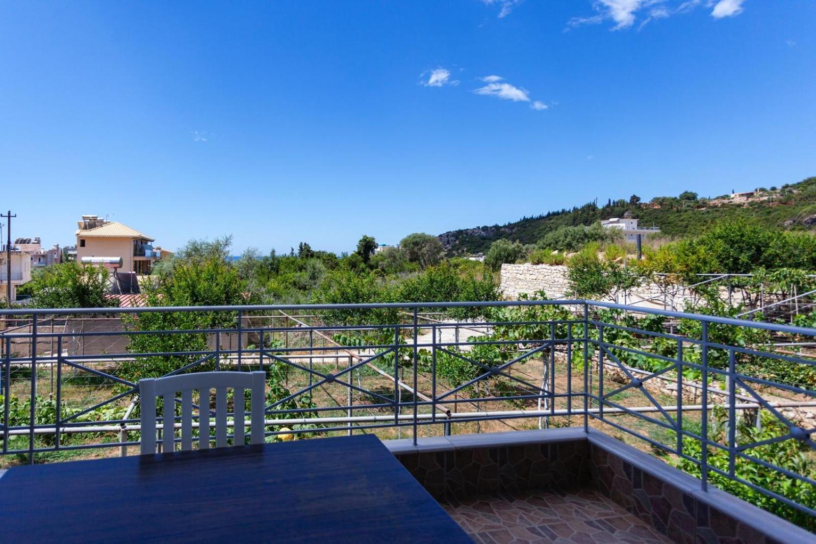 Zacharias Apartments Himare Eksteriør bilde
