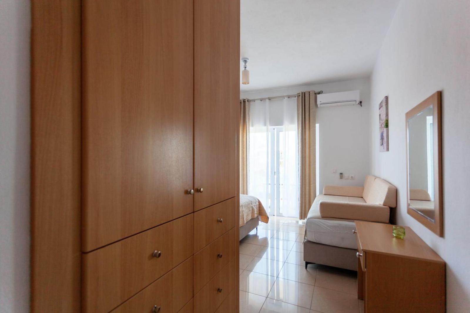Zacharias Apartments Himare Eksteriør bilde