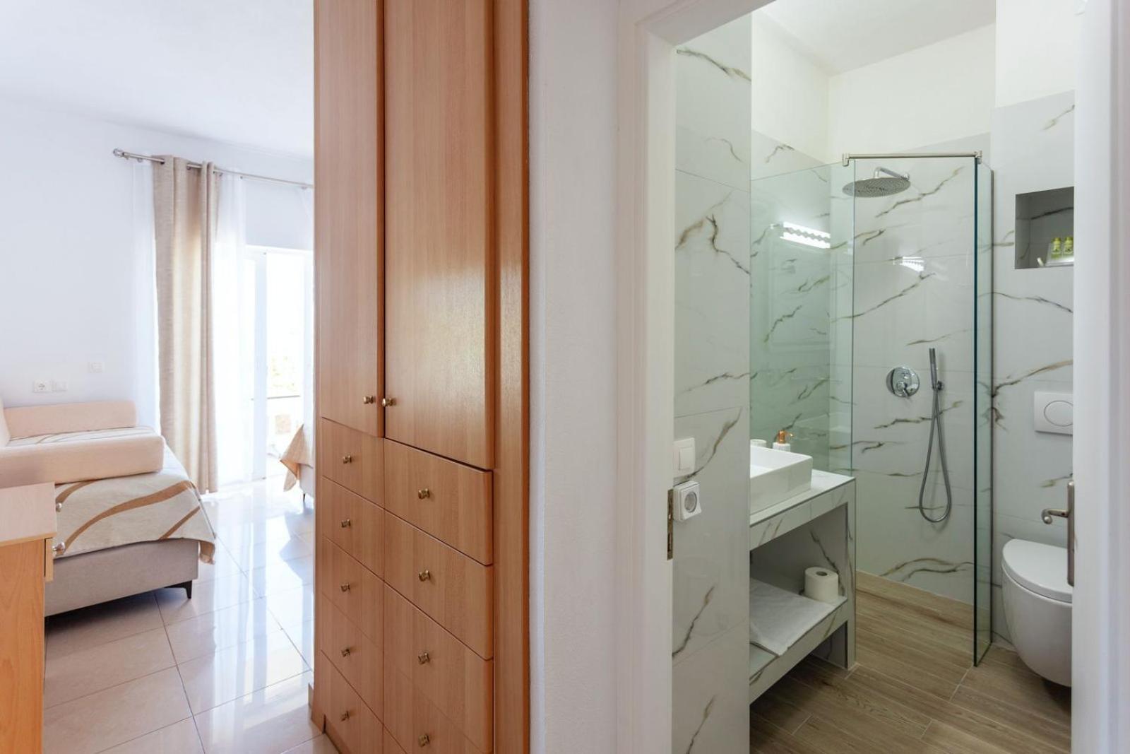Zacharias Apartments Himare Eksteriør bilde